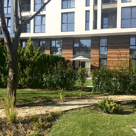 Sarafovo Cosy With Garden Close To The Beach * ブルガス